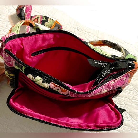 VERA BRADLEY Messenger Hipster Crossbody multi color Floral/Paisley size10x7 EUC - Picture 5 of 6